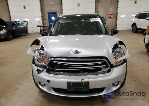 2015 Mini Cooper Countryman из США, поврежденный, VIN WMWZB3C56FWR44351